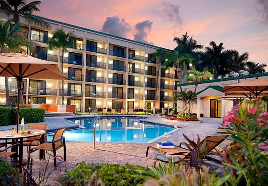 Courtyard By Marriott Fort Lauderdale East / Lauderdale-By-The-Sea Hotel Exterior foto