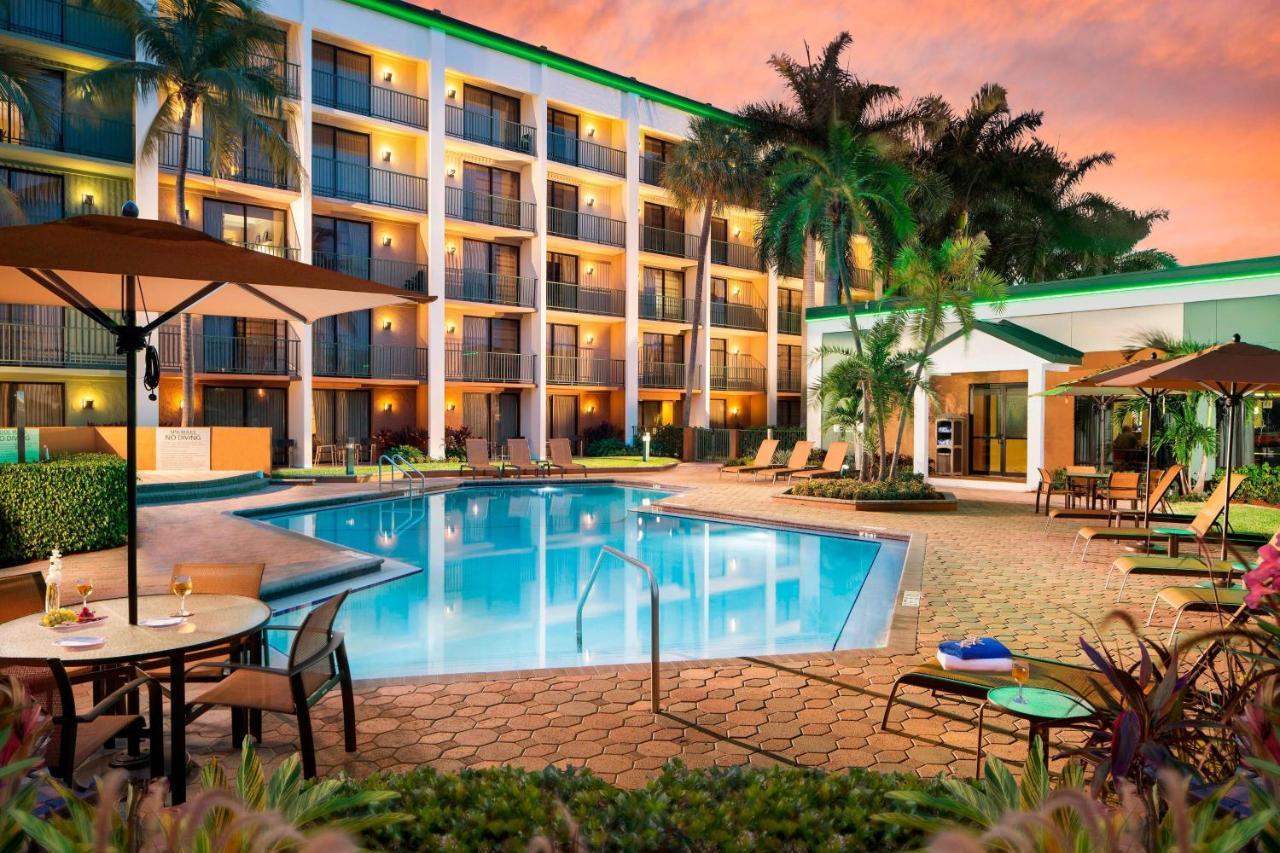 Courtyard By Marriott Fort Lauderdale East / Lauderdale-By-The-Sea Hotel Exterior foto