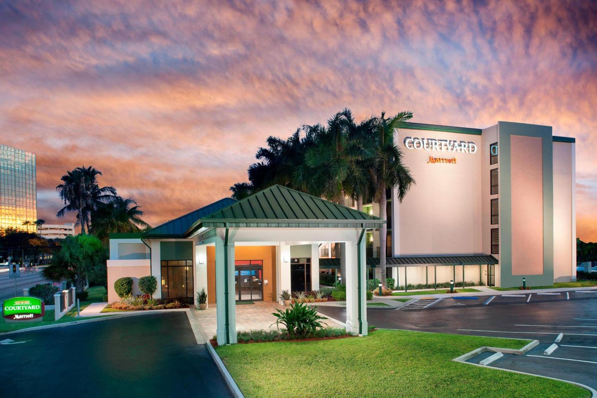 Courtyard By Marriott Fort Lauderdale East / Lauderdale-By-The-Sea Hotel Exterior foto