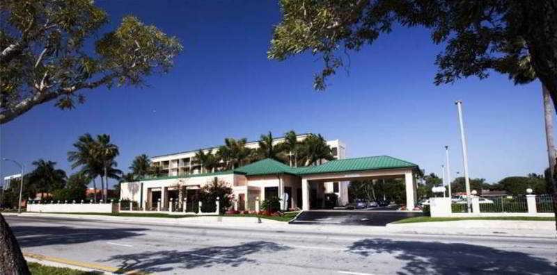 Courtyard By Marriott Fort Lauderdale East / Lauderdale-By-The-Sea Hotel Exterior foto