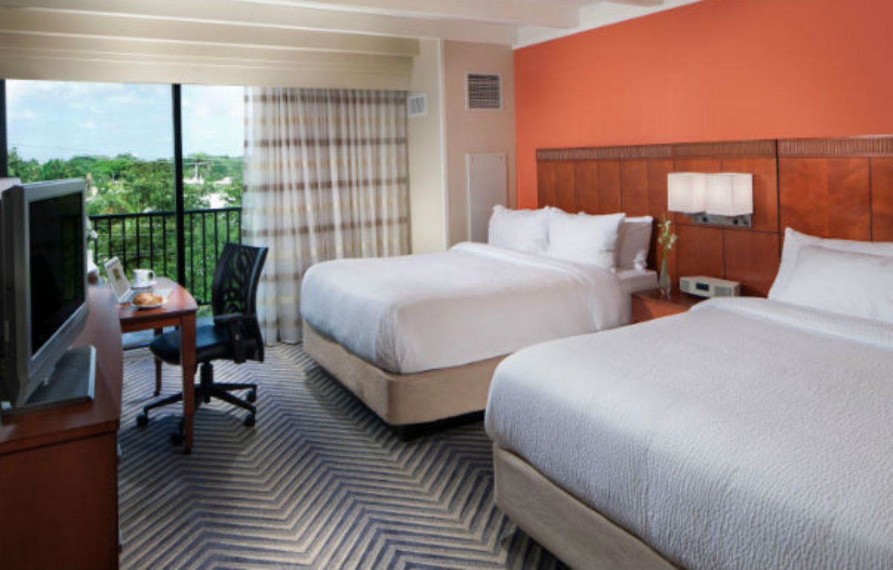 Courtyard By Marriott Fort Lauderdale East / Lauderdale-By-The-Sea Exterior foto