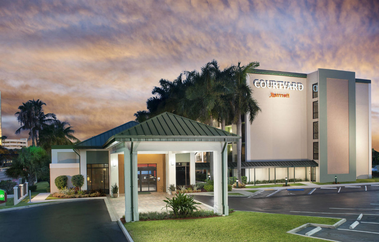 Courtyard By Marriott Fort Lauderdale East / Lauderdale-By-The-Sea Hotel Exterior foto